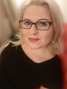 Katja Pesonen_kuva_blurri